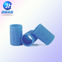東莞硅膠加工廠承接手電筒硅膠護套定制