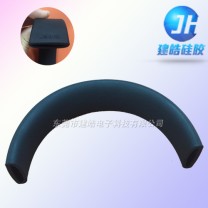 廠家生產(chǎn)包裹式耳機(jī)硅膠頭帶制品-建皓硅膠